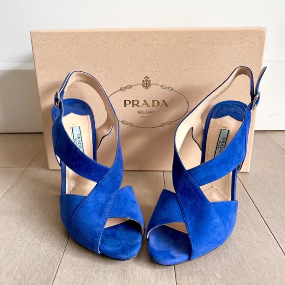 Prada Blue Velvet Heels w/ original box - Picture 8 of 13